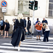 Белла Потёмкина на показе Blumarine в рамках Milan Fashion Week 8