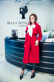 Ольга Бузова готовится к встрече Нового года в бутике Bella Potemkina 20