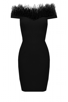 Платье "Нолана" черное, с перьями по декольте