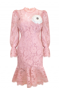 Платье Футляр &quot;Миччел&quot; , Пудрово-Розовое Кружевное с манжетом (Миди)