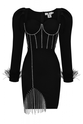 Платье "Эллисон" черное, со стразами и перьями на рукавах