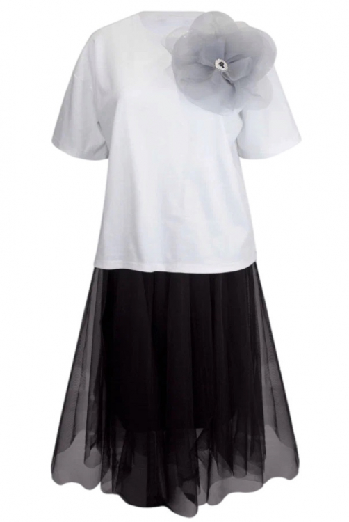 Комплект "Леона" белый/черный, с брошью (футболка + пышная юбка миди)